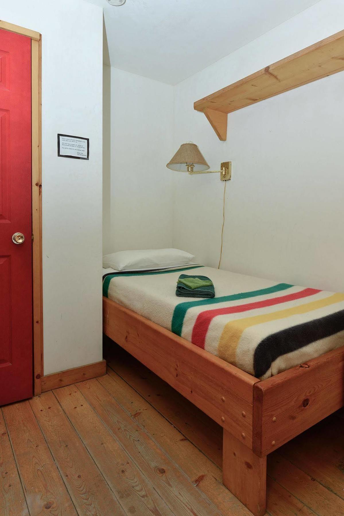 The Bunkhouse Hotel Dawson City Kültér fotó